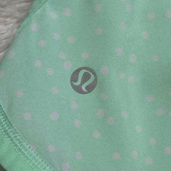 Lululemon Women's Petit Dot Fresh Teal Fresh Teal Groovy Run Shorts Size 4 - Picture 6 of 8